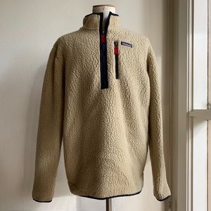 Cream colored fleece Patagonia pullover